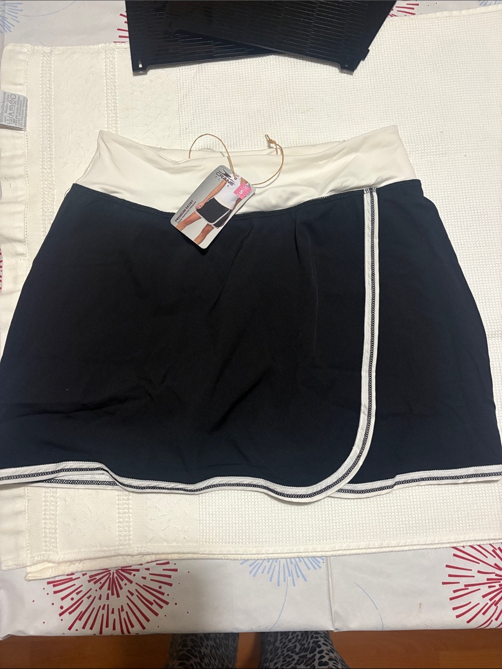 NWT CRANE SKORT